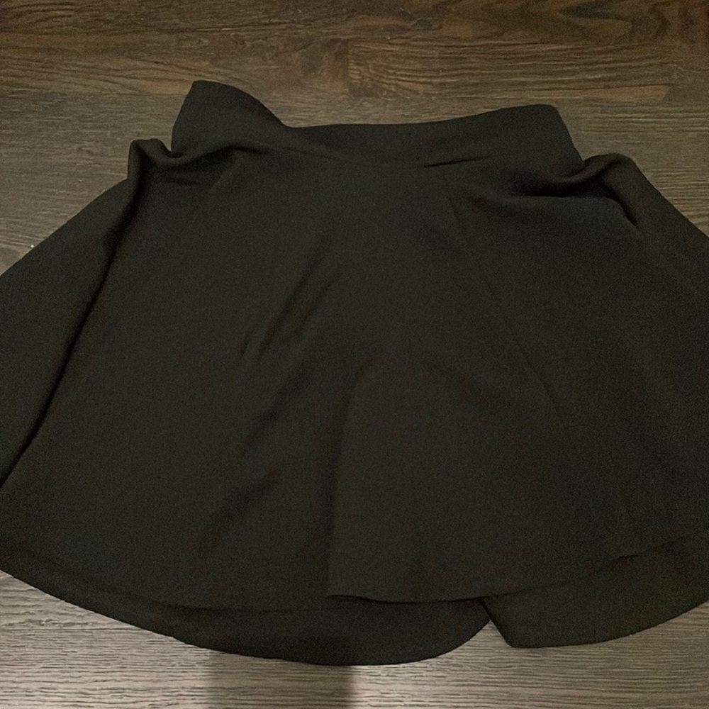 black mini skirt